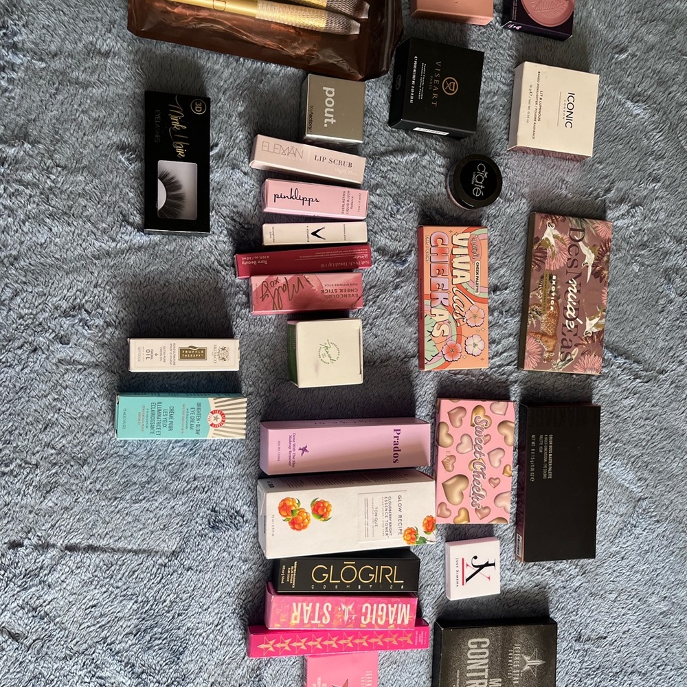New, Assorted Women’s Makeup Palette & Lip Products - Multi (Various Brands)
